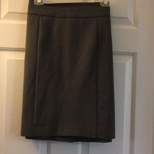 Gray lined skirt